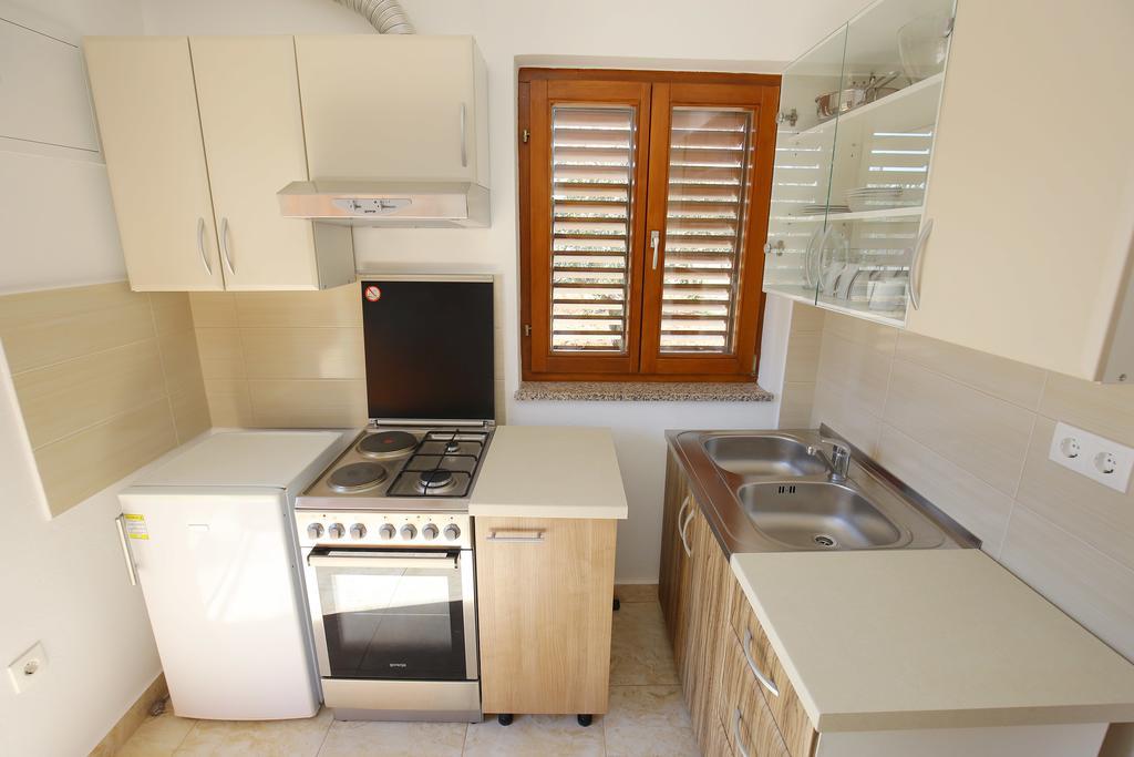 Sukošan Holiday Home Zemljak מראה חיצוני תמונה